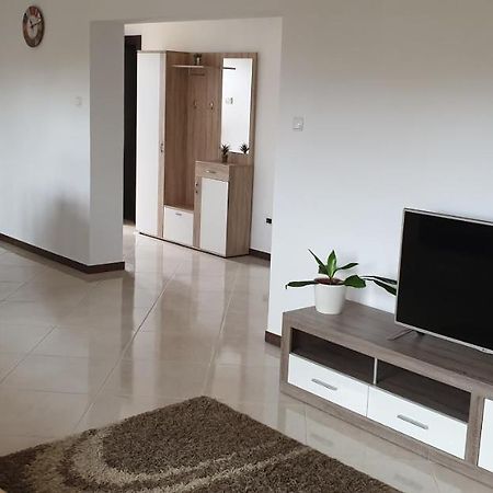 Apartman Lena Pula Luaran gambar