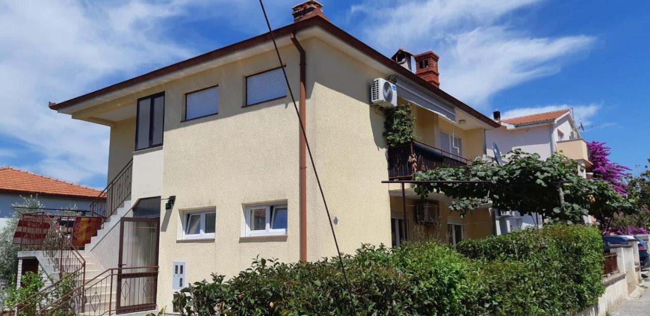 Apartman Lena Pula Luaran gambar
